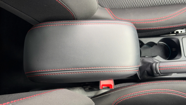 Ford Puma 1.0 EcoBoost Hybrid mHEV ST-Line Design 5dr Petrol Hatchback